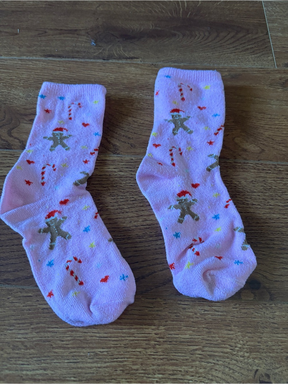 Kids Pink Holiday Gingerbread Crew Socks